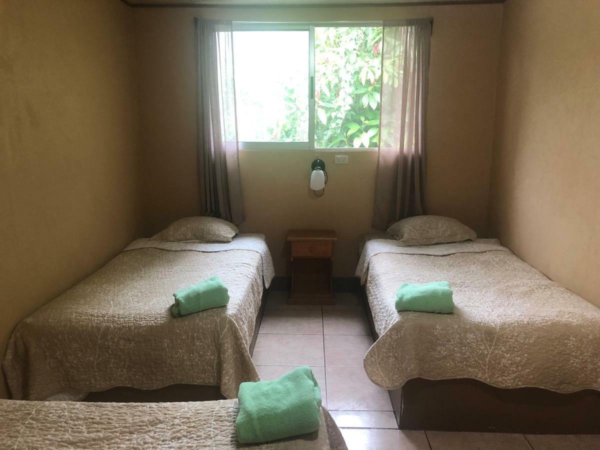 Hotel Uran Rivas Экстерьер фото