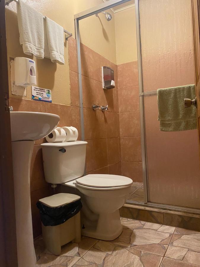 Hotel Uran Rivas Экстерьер фото